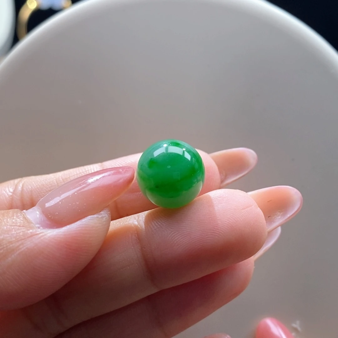 翡翠未镶嵌吊坠(不含链)翡翠辣绿珠卡13.6