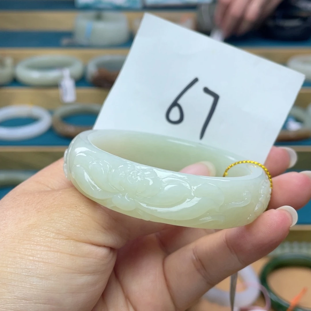 未镶嵌手镯和田玉圈口54