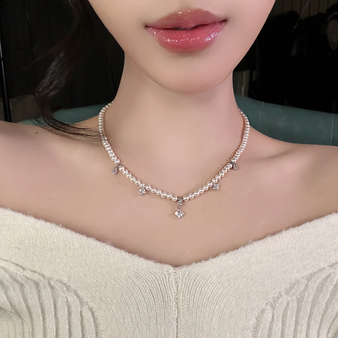 非金属合成锆石项链 轻奢小众优雅气质闪钻项链精致爆款锁骨链