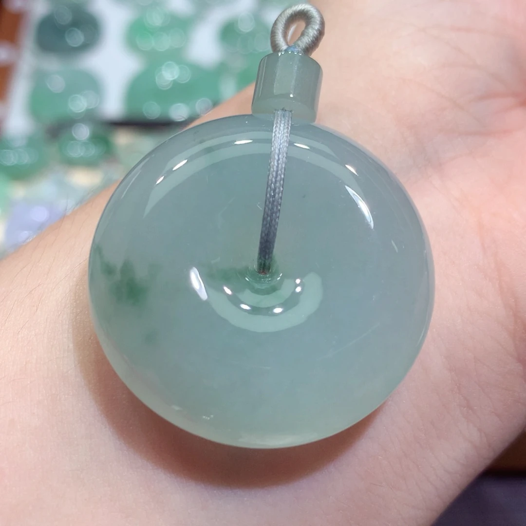 翡翠未镶嵌颈饰32