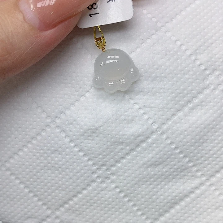 颈饰18K金镶嵌翡翠