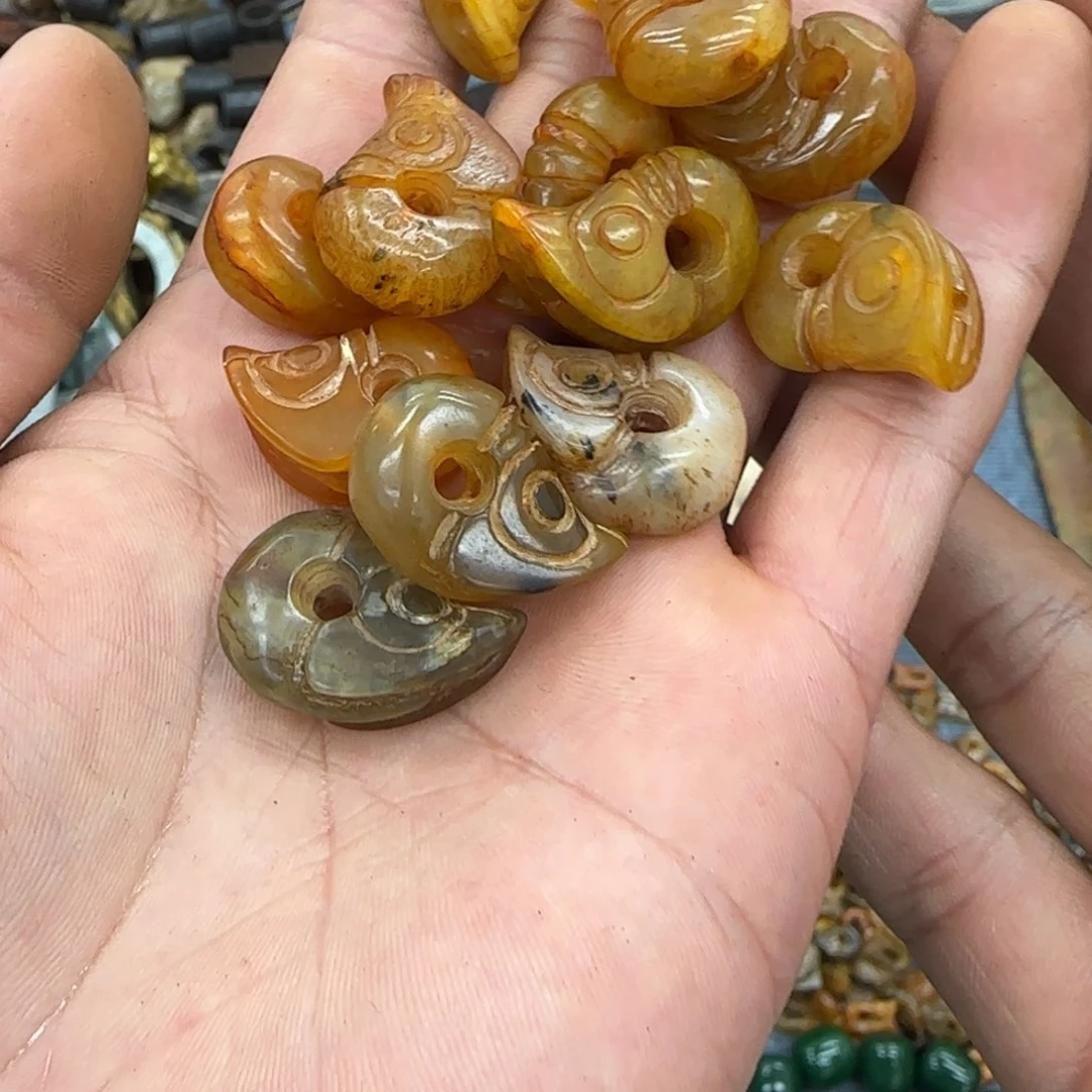 未镶嵌和田玉（糖玉）珠宝奇石