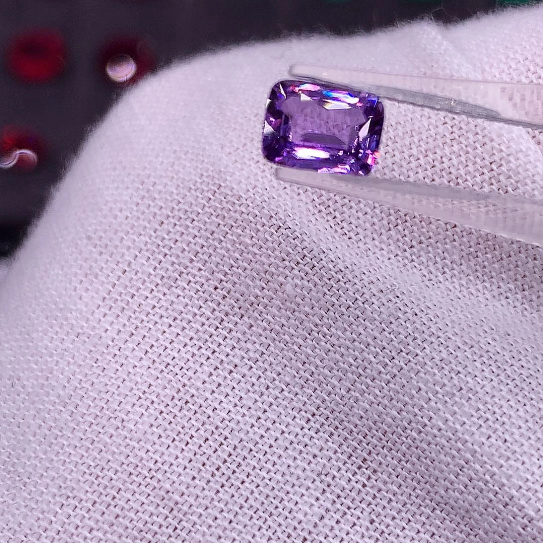 彩色蓝宝石裸石6655665545