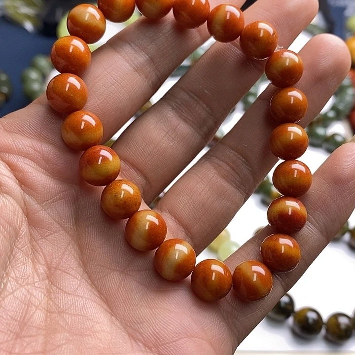 未镶嵌蛇纹石玉珠宝奇石