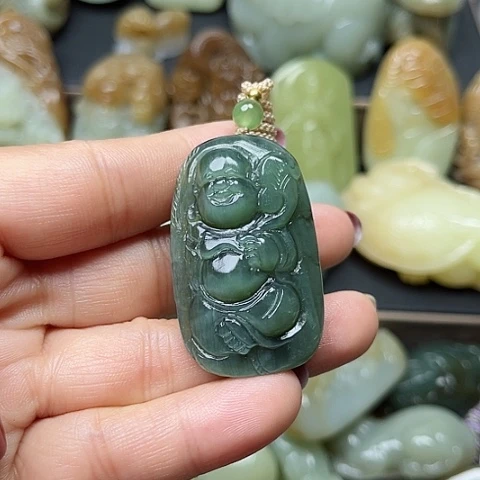 颈饰未镶嵌和田玉