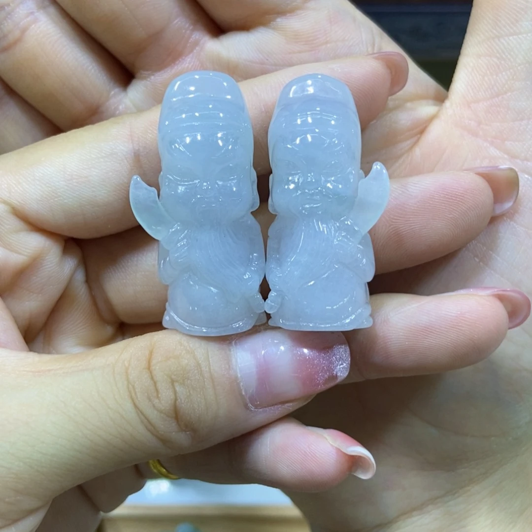 未镶嵌摆件翡翠好看的翡翠关公