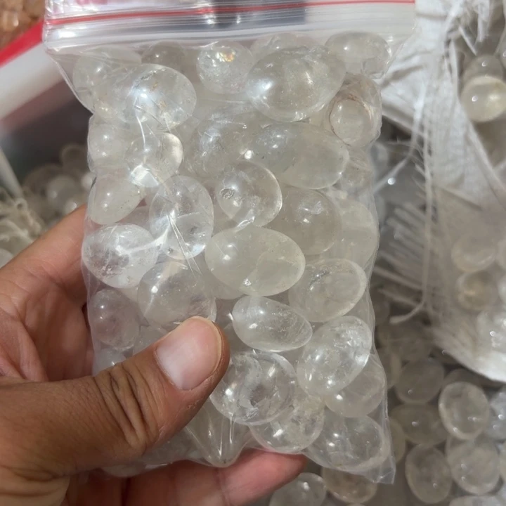 未镶嵌水晶大型摆件（非配饰）