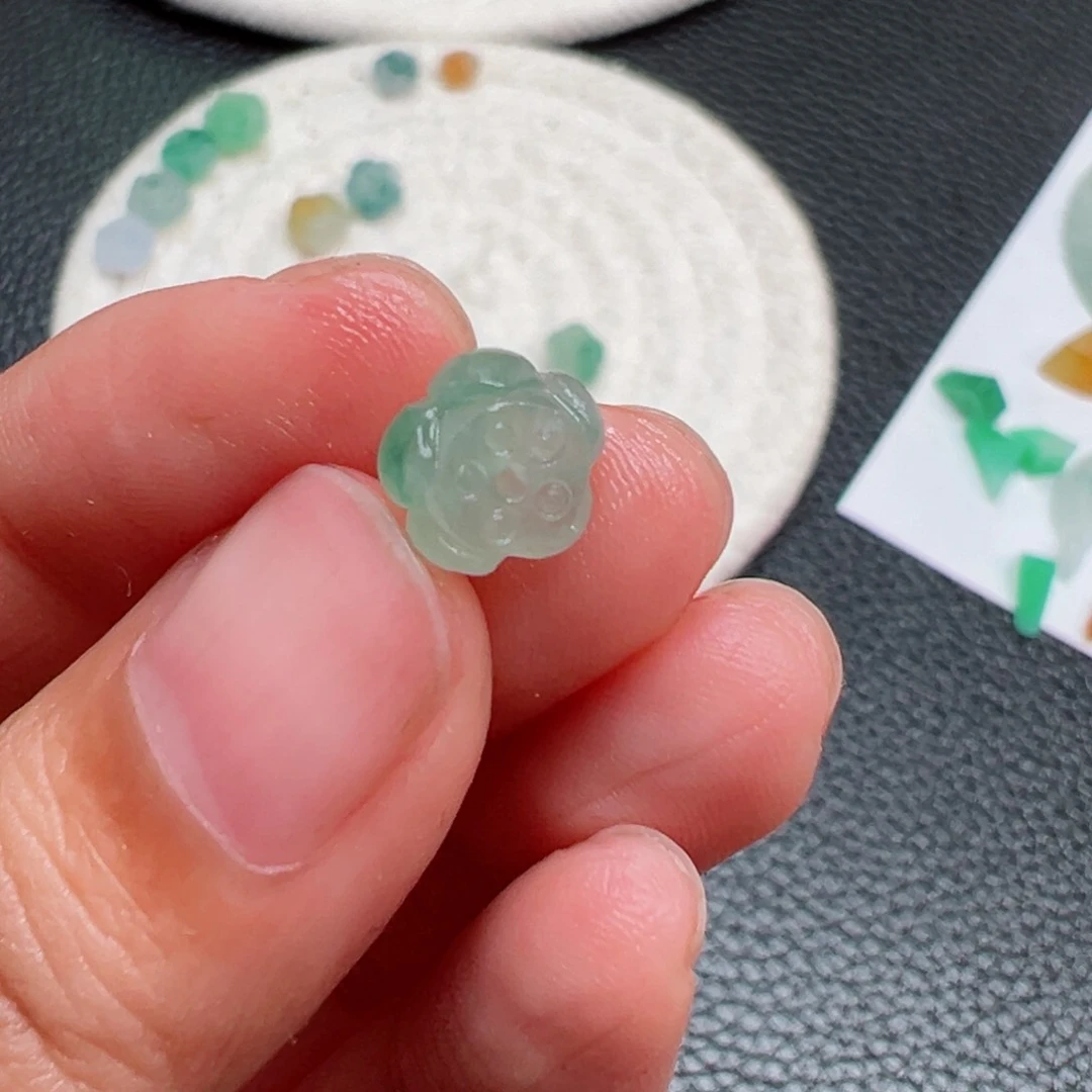 定制翡翠未镶嵌?***6莲花珠