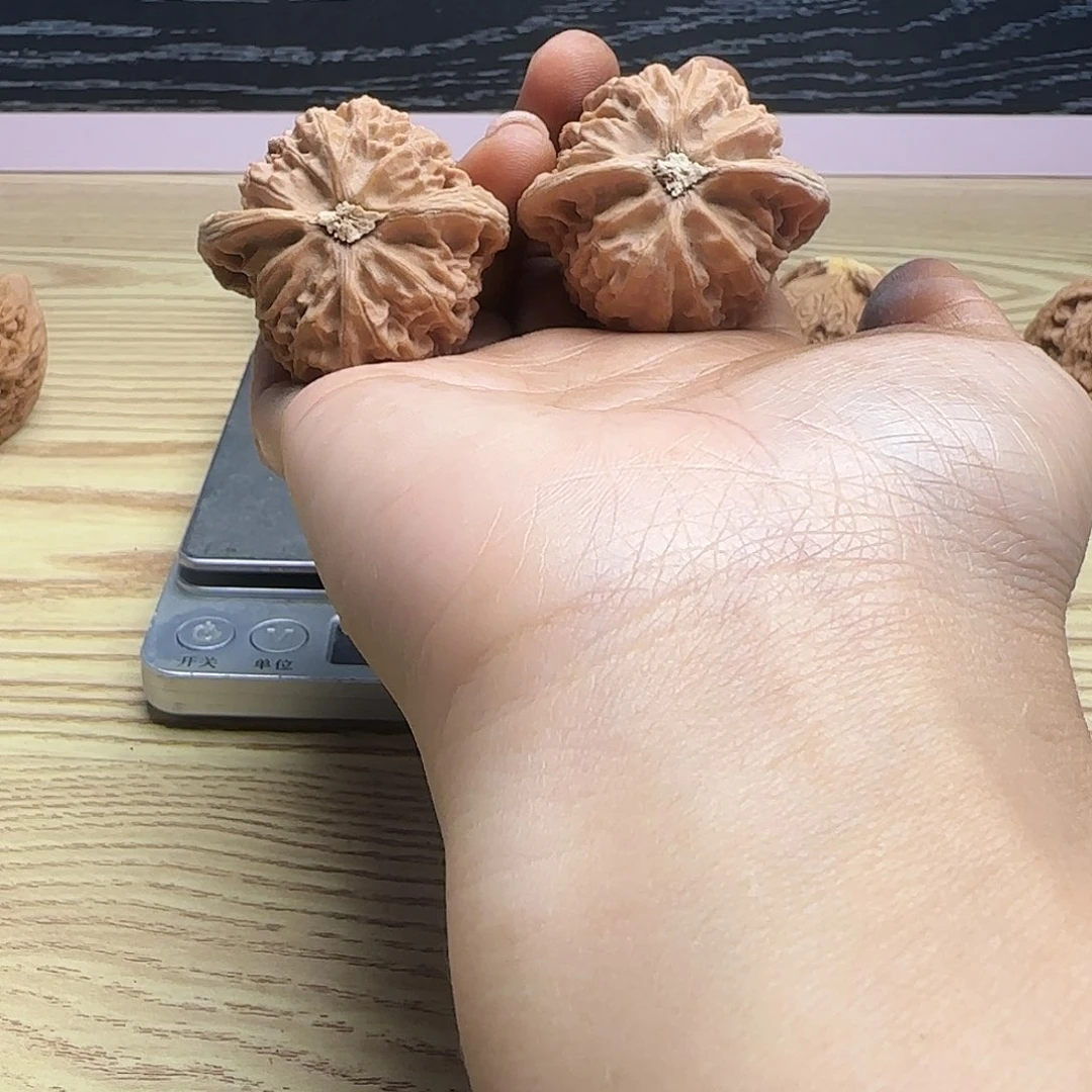 桫****吊坠桃核核桃核桃