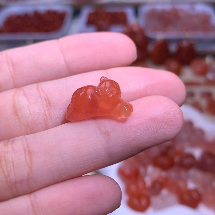 南红玛瑙未镶嵌珠宝半成品趴趴猫