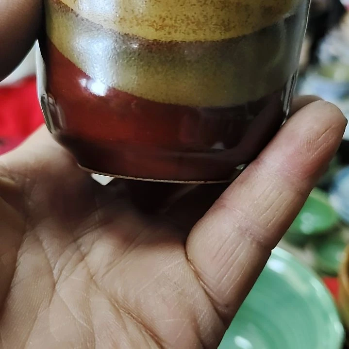 筱***筱瓷片盘子碗摆件砂锅微瑕疵