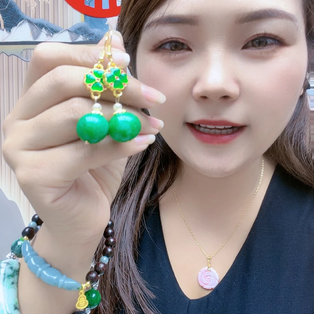 【闪购商品】翡翠未镶嵌耳饰