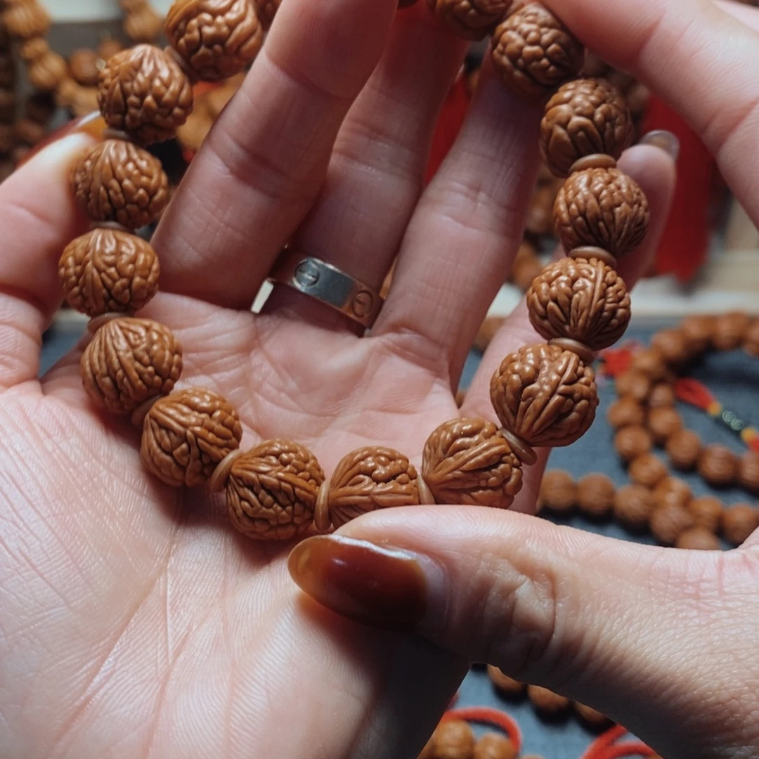 吊坠桃核龙纹桃枭