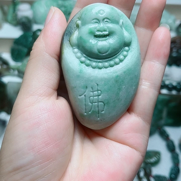 独山玉未镶嵌摆件