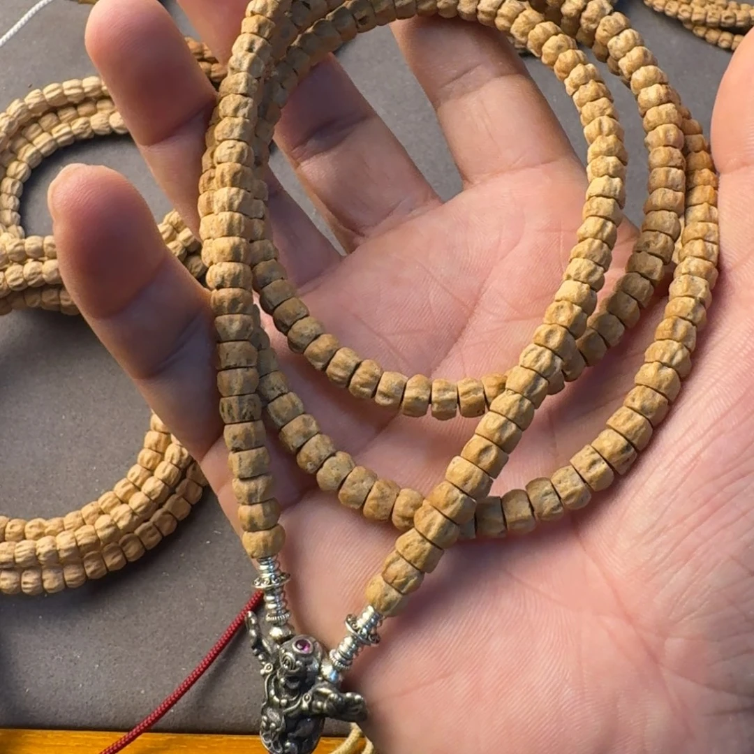 G***。柏香籽/百香籽吊坠