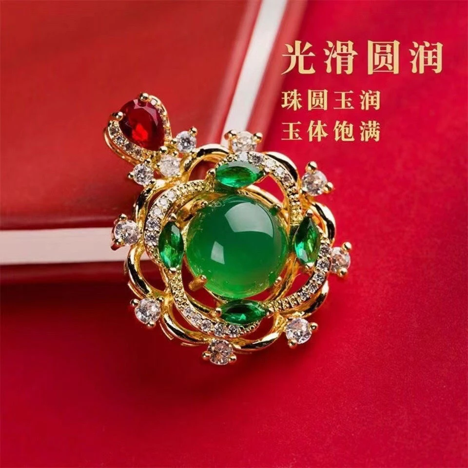 天然阳绿色玉髓蛋面豪镶时来运转吊坠