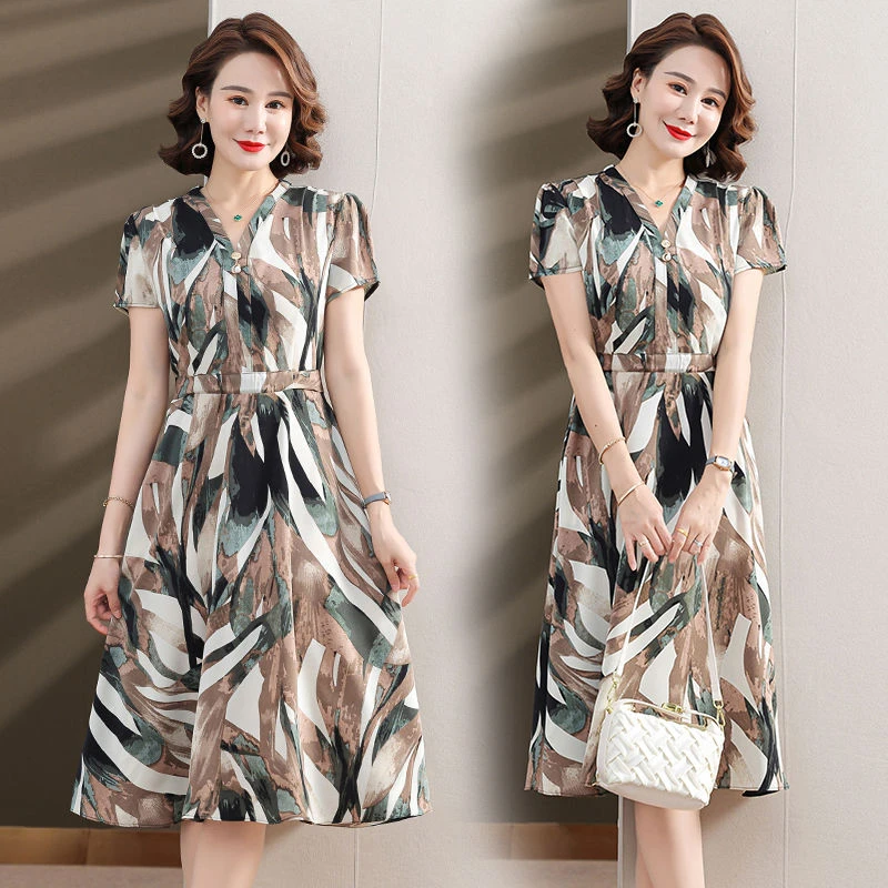 洋气中年女装连衣裙中长款短袖妈妈装显瘦收腰长裙阔太太夏装裙子