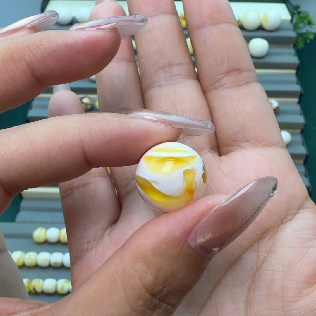 三***金裸石琥珀未镶嵌17➕圆珠打孔不退换