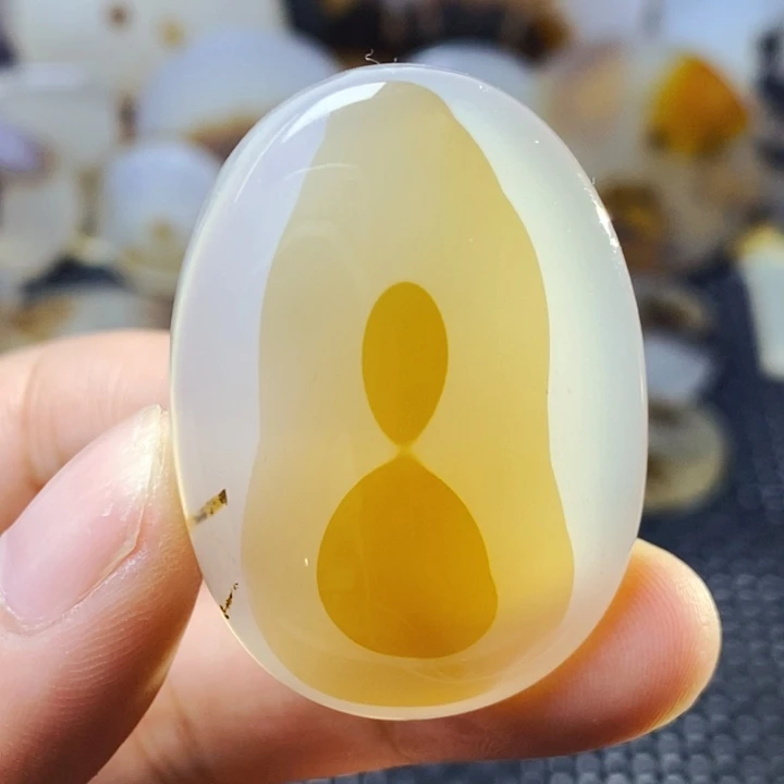 玛瑙/玉髓未镶嵌珠宝半成品