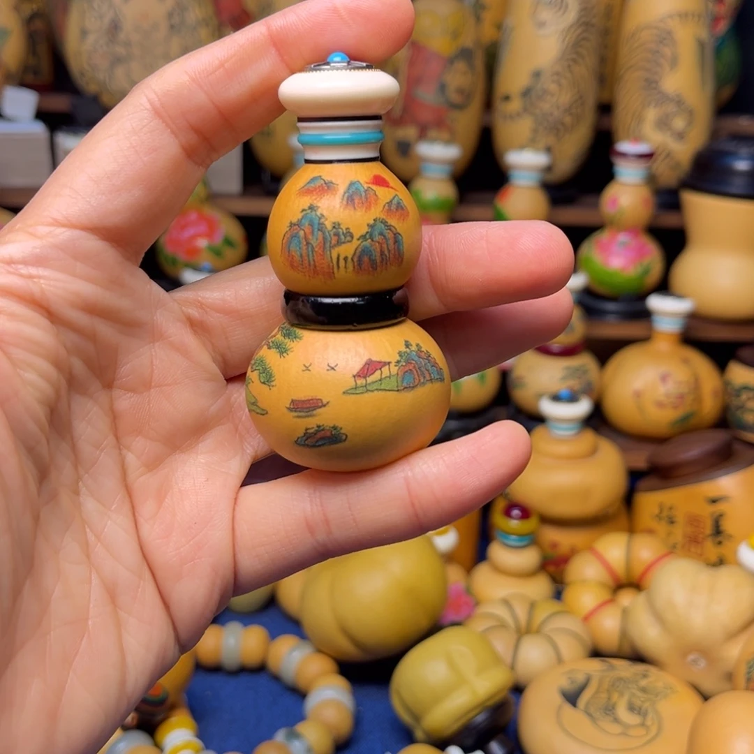 㣻***罖大叶紫檀（黑酸枝木类）