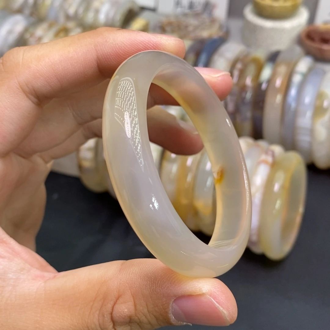 玛瑙/玉髓未镶嵌手镯