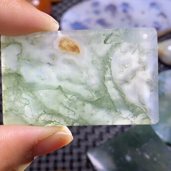 玛瑙/玉髓颈饰未镶嵌白***风