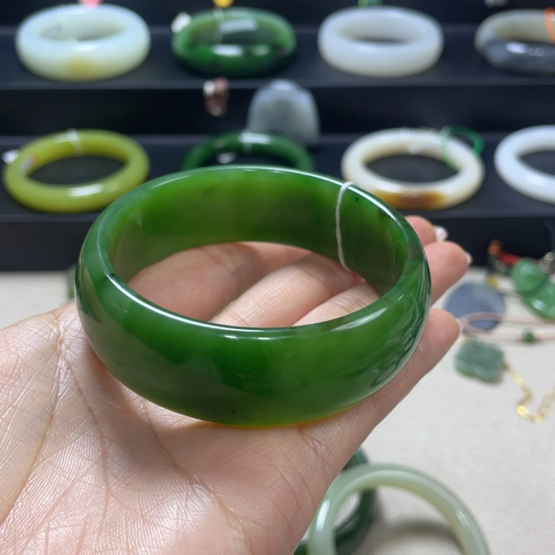 和田玉（碧玉）未镶嵌手镯俄碧阳绿轮胎镯