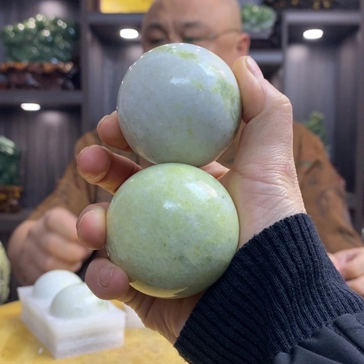 岫玉珠宝奇石未镶嵌