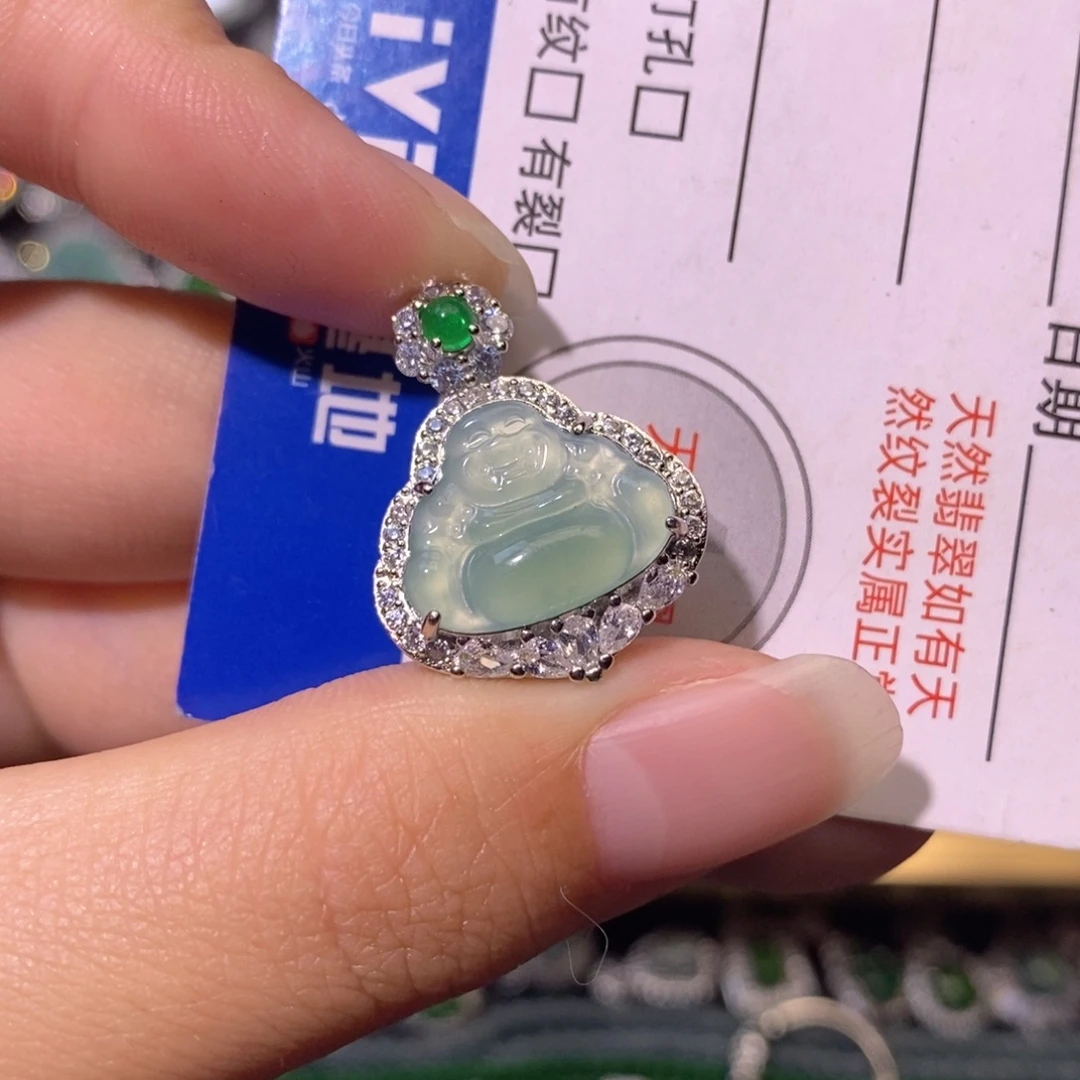 翡翠未镶嵌颈饰天然