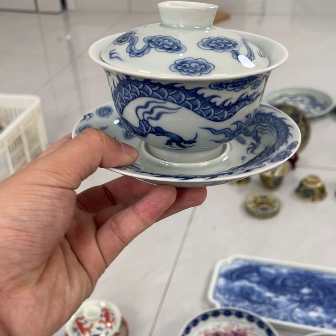 瓷片景德镇青花铠甲龙三才元宝盖碗