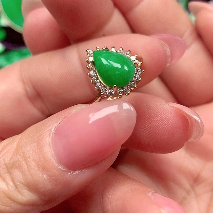 翡翠颈饰银S925镶嵌翡翠