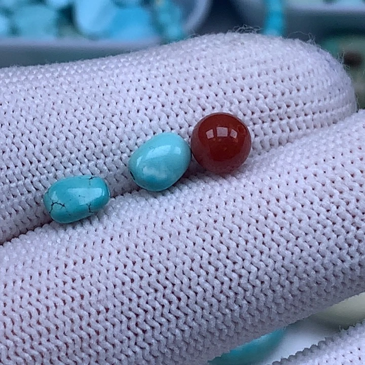 南红玛瑙未镶嵌珠宝奇石