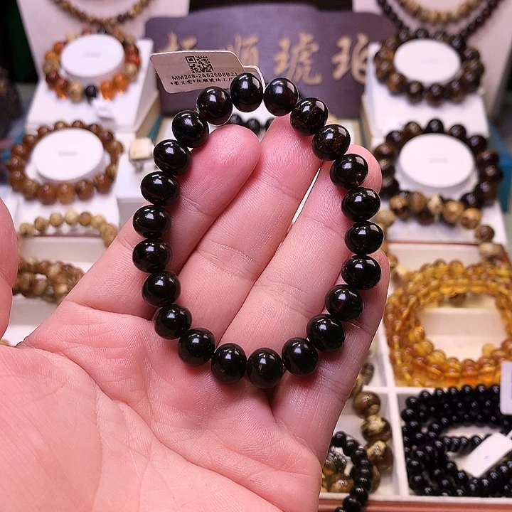 风***一琥珀未镶嵌裸石10+