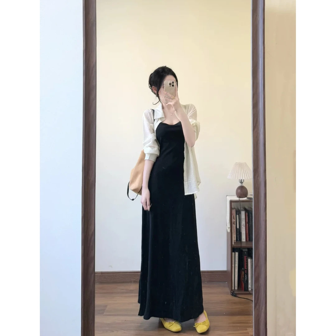 B235法式黑色吊带连衣裙女夏季新款薄款长袖防晒衬衫休闲两件套女