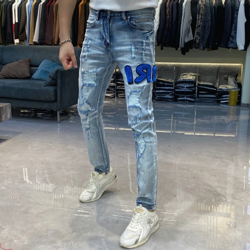 【也许家】新品男士破洞刺绣欧货修身弹力蓝色个性牛仔裤CC3606