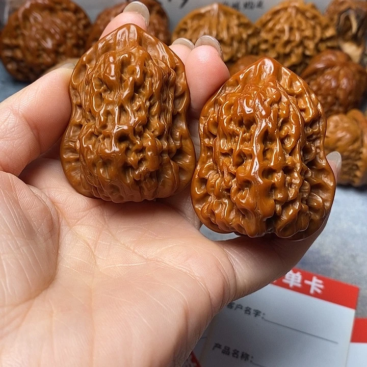 文玩核桃吊坠葫芦