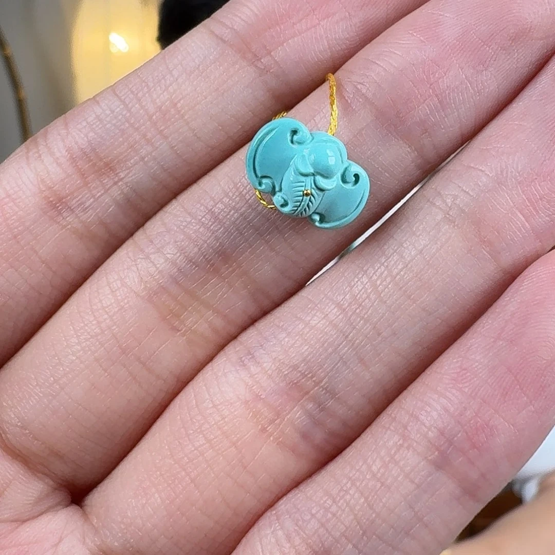 绿松石未镶嵌珠宝奇石