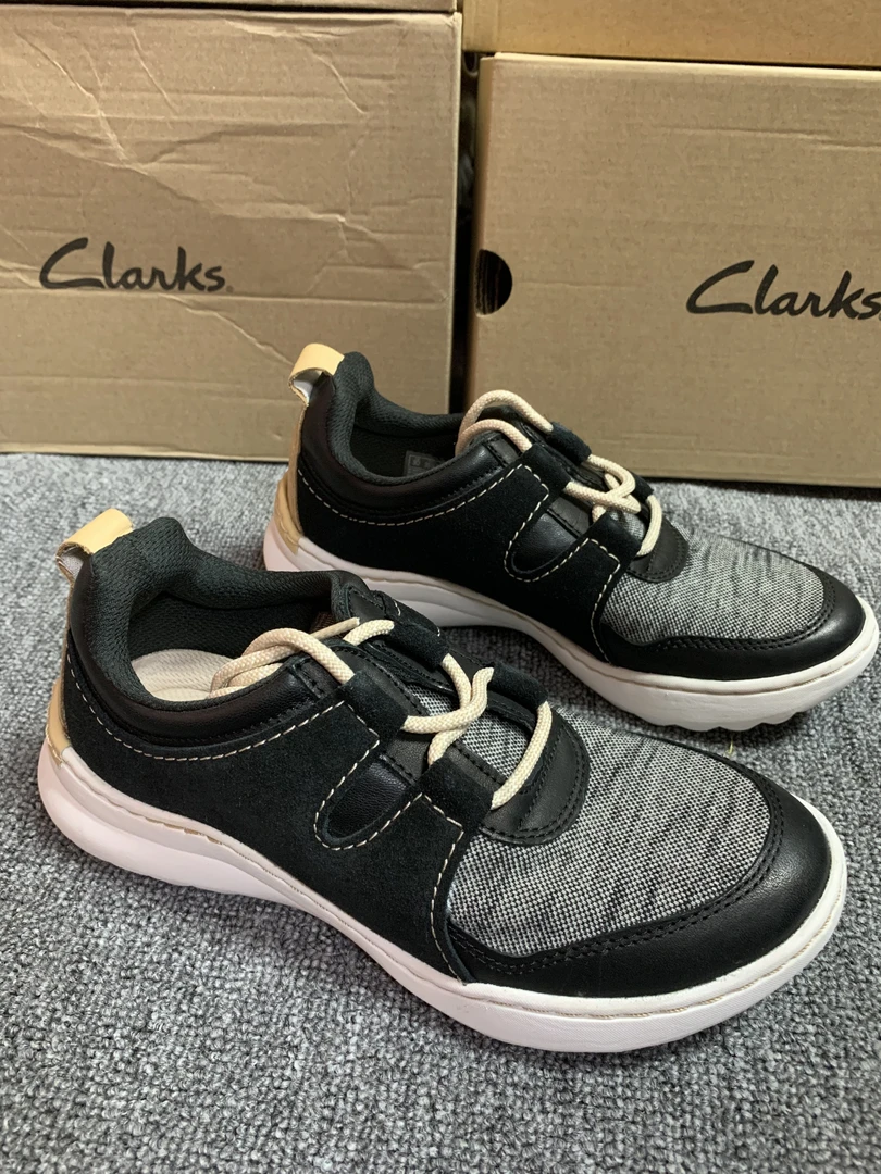 clarks其乐超轻女鞋女防滑户外运动鞋舒适透气休闲鞋261648754