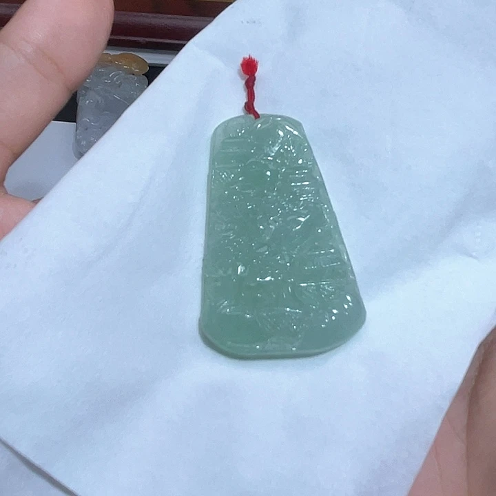 隔***王翡翠未镶嵌颈饰天然翡翠直播闪购