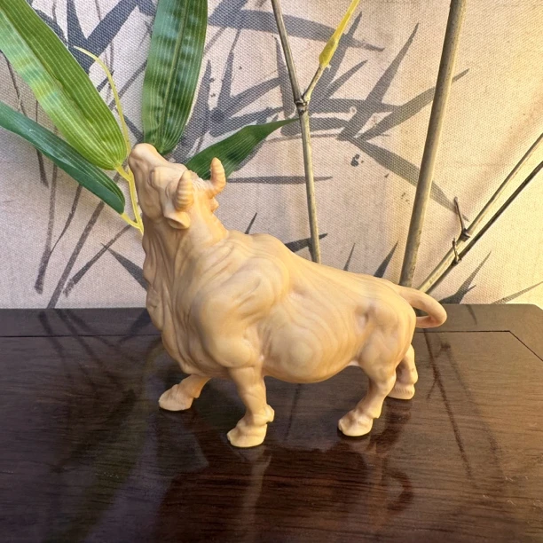 黄杨木雕生肖牛摆件适合客厅公司办公室开业装饰礼品