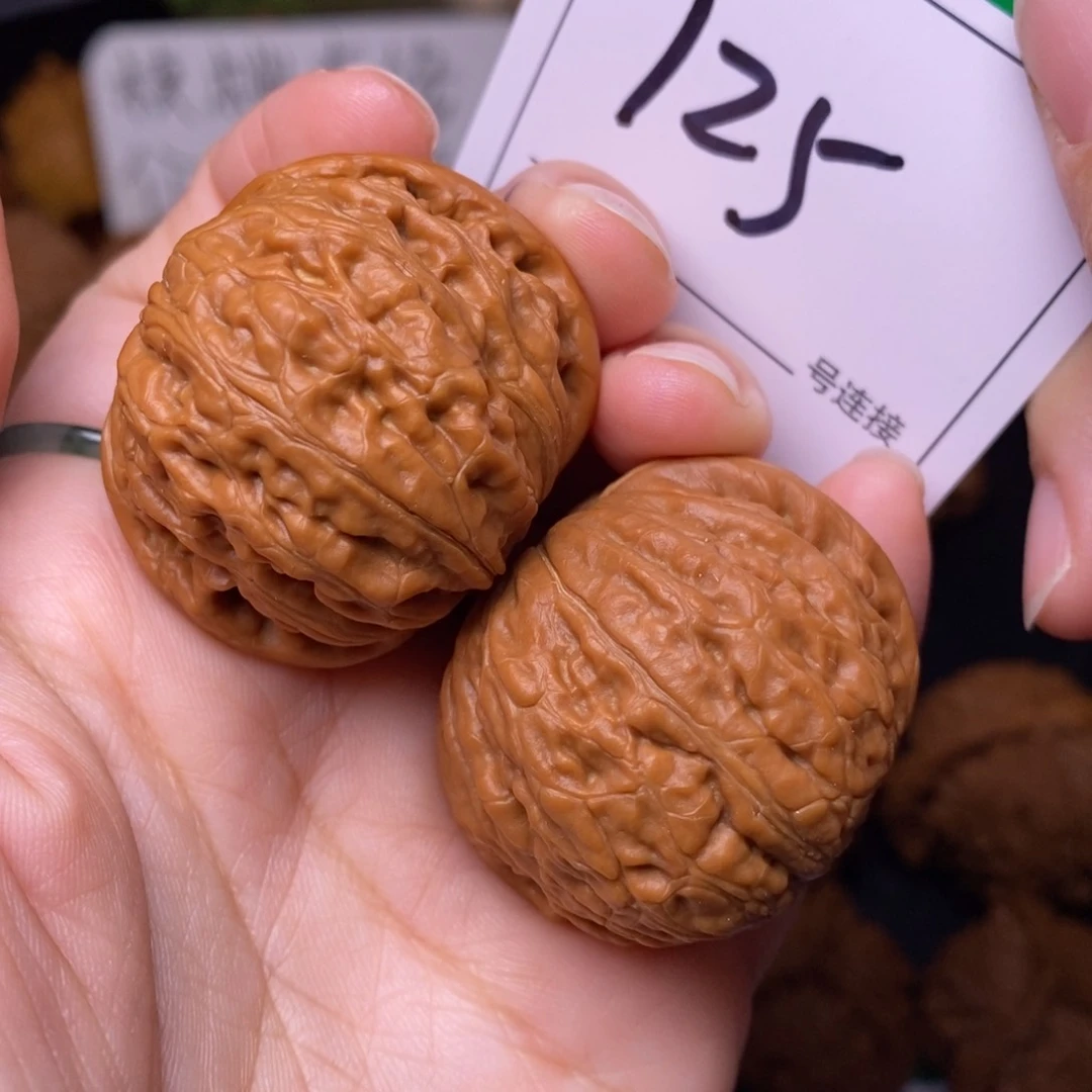 把件文玩核桃125铁锤妹妹3.9