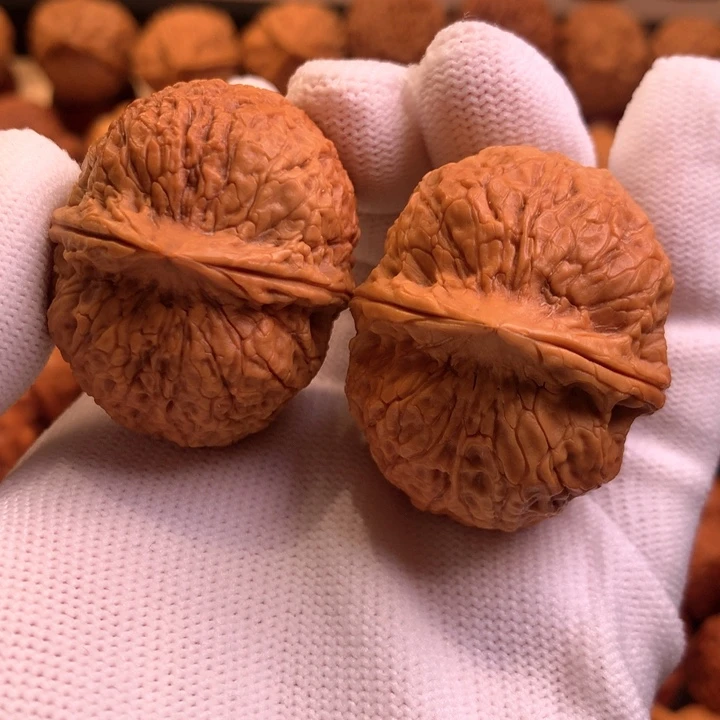 文玩核桃吊坠5哦哦哦