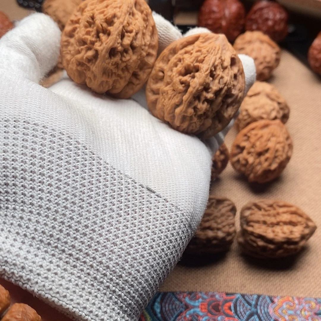 小***马文玩核桃麦穗虎头