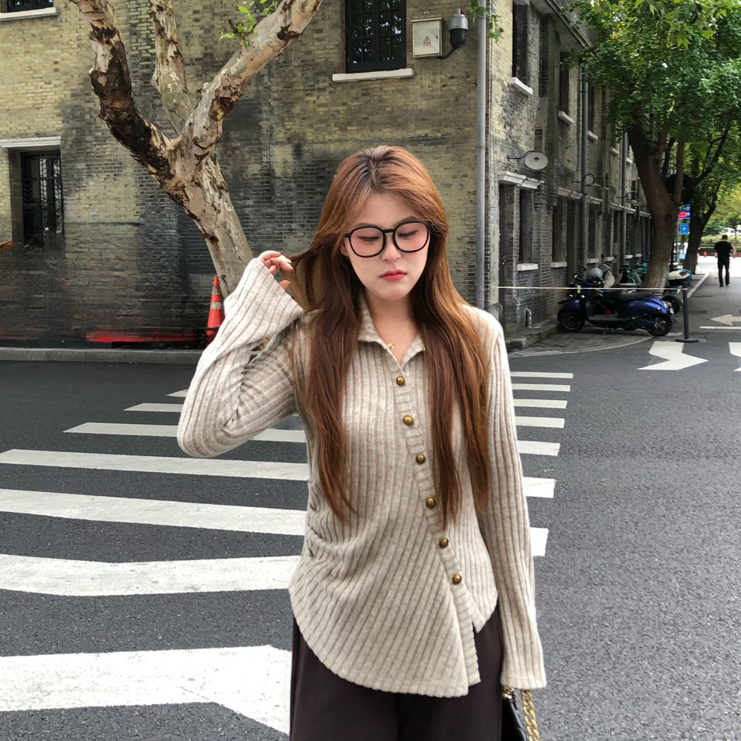 盈盈&南岛风大码设计感纽扣毛针织衫女秋季显瘦开衫上衣ZYY2548