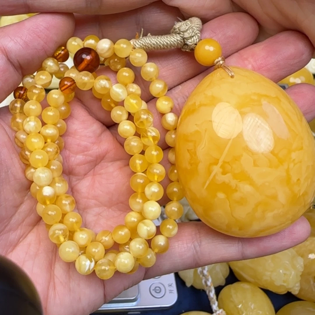 未镶嵌颈饰蜜蜡冰**瑰天然蜜蜡