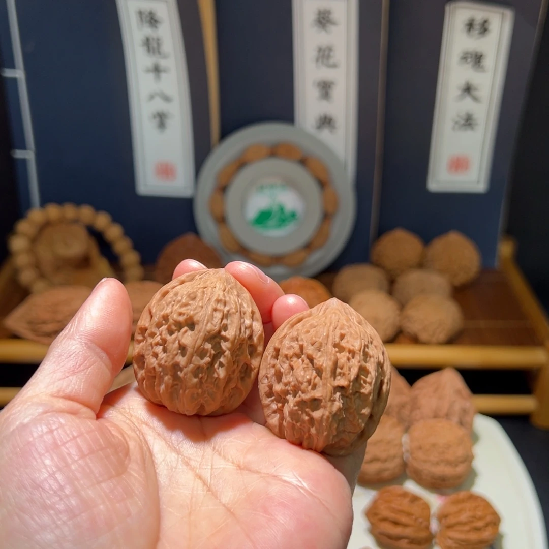 胡***扯文玩核桃把件胖嘟嘟