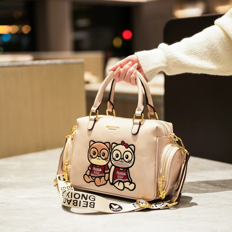 爆款小熊时尚百搭女包防泼水轻便大容量多隔层女士手提单肩斜挎包