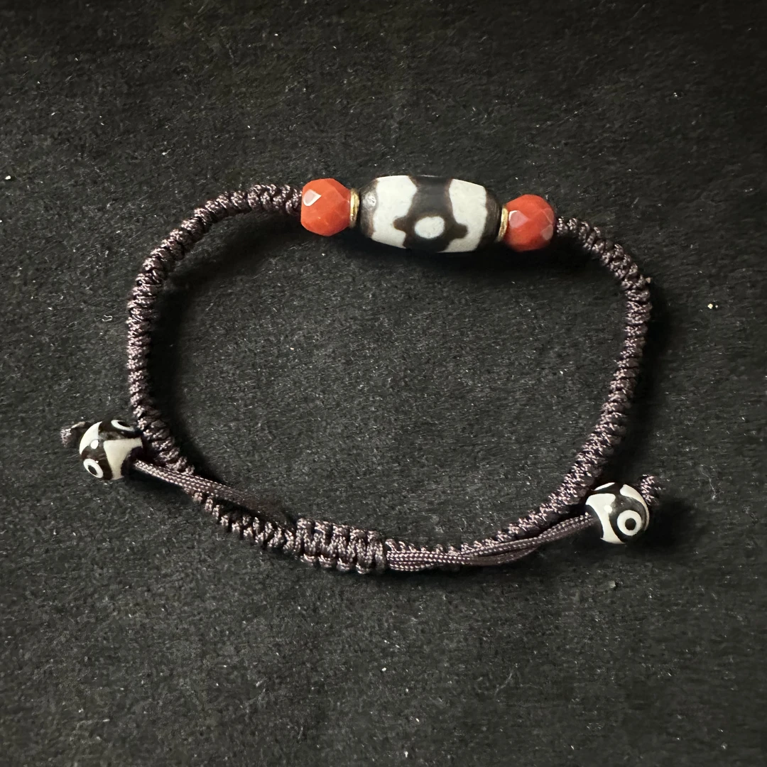 （岳岳文玩）坦城三眼天天男女同款钻石面设计手串