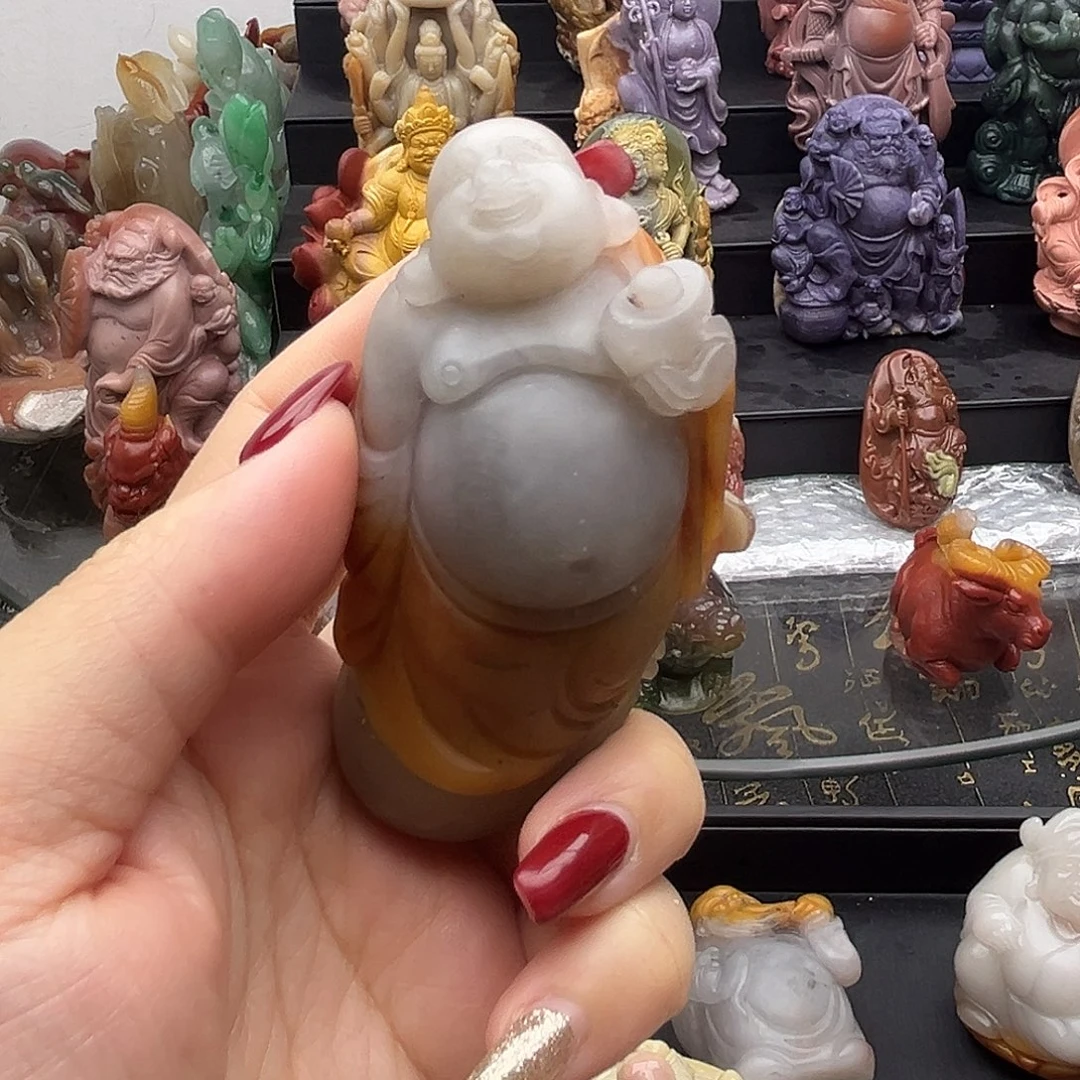 石英质玉未镶嵌颈饰