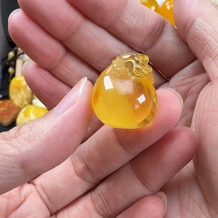 未镶嵌颈饰蜜蜡蜜蜡